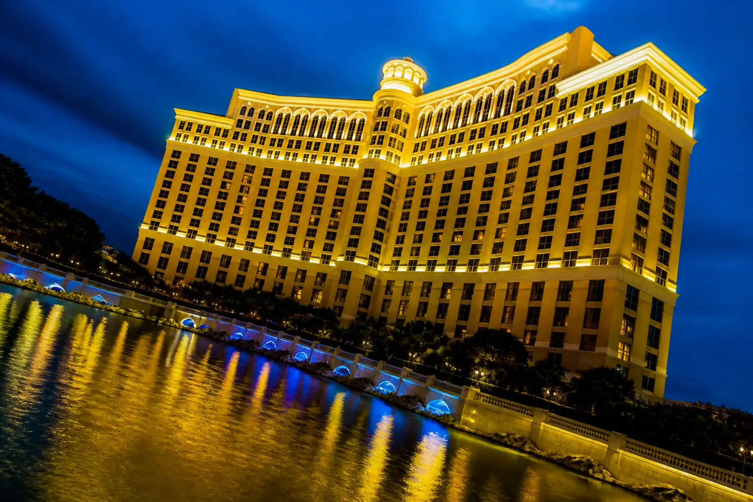 Neuer Weltrekord bei High Stakes Poker: Eric Wasserson gewinnt 2,47 Millionen Dollar Pot