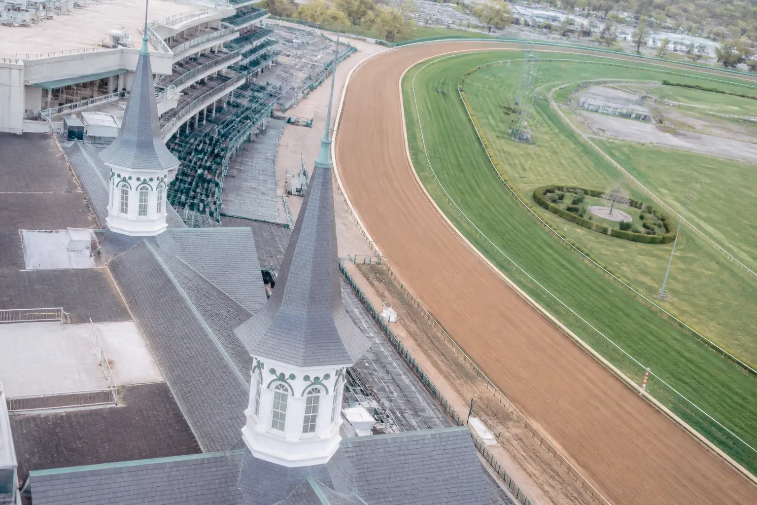 Milliardär Mike Repole kauft Millionen-Paket an Churchill Downs Anteilen