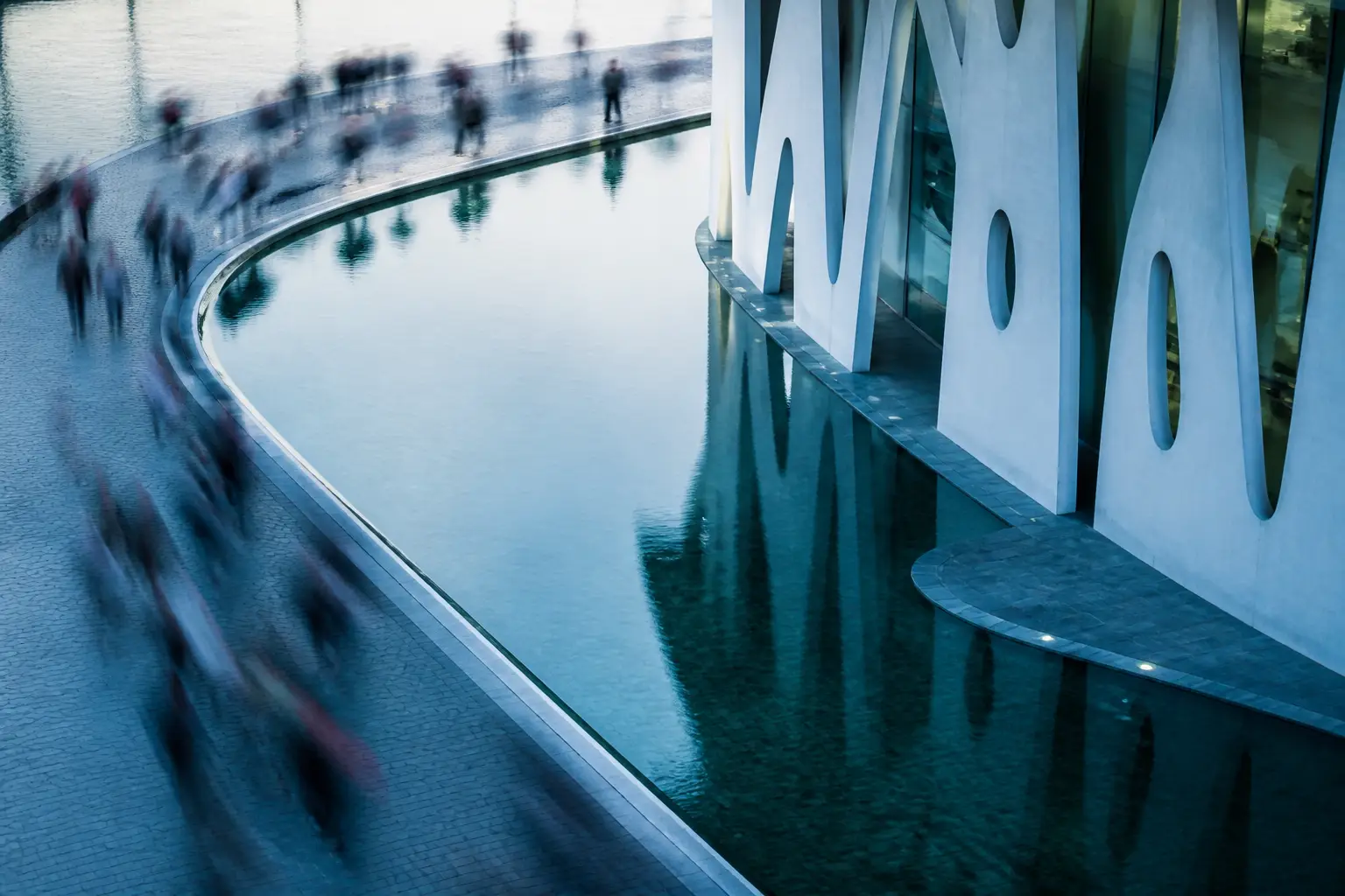 Verbot für Meta-Brillen: ICE Barcelona zieht Grenze bei tragbarer Spionage-Technik